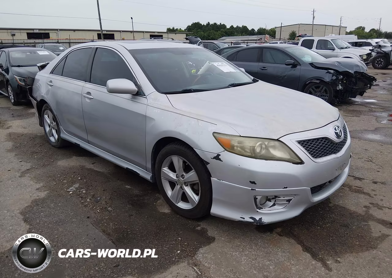 2011 Toyota Camry Se – zdjęcie 1 z 16