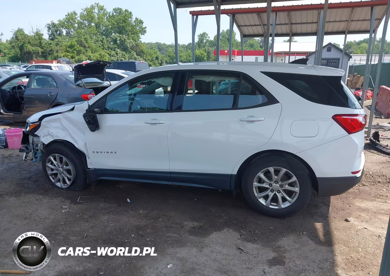 2018 Chevrolet Equinox Ls VIN:2GNAXHEV2J6218637 - 15
