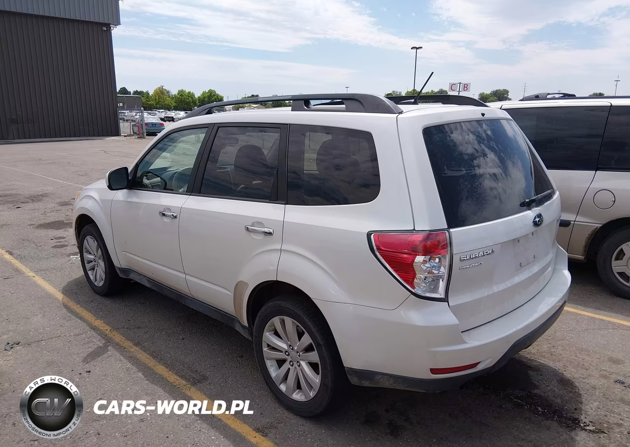 2012 Subaru Forester 2.5X Premium VIN:JF2SHADC8CH460770 - 3