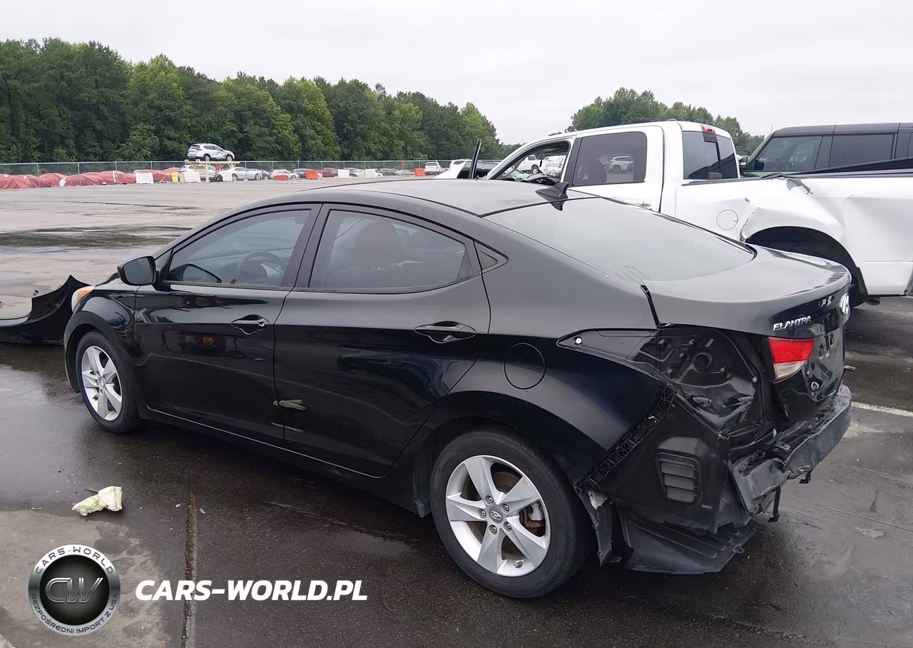 2013 Hyundai Elantra Gls VIN:5NPDH4AE7DH309629 - 3