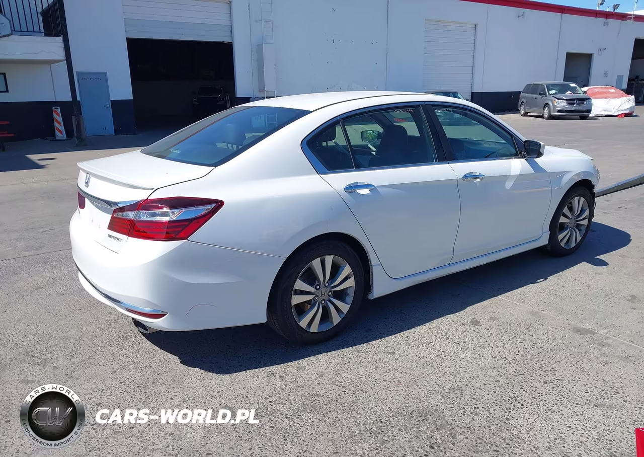 2016 Honda Accord Sport VIN:1HGCR2F58GA186328 - 4