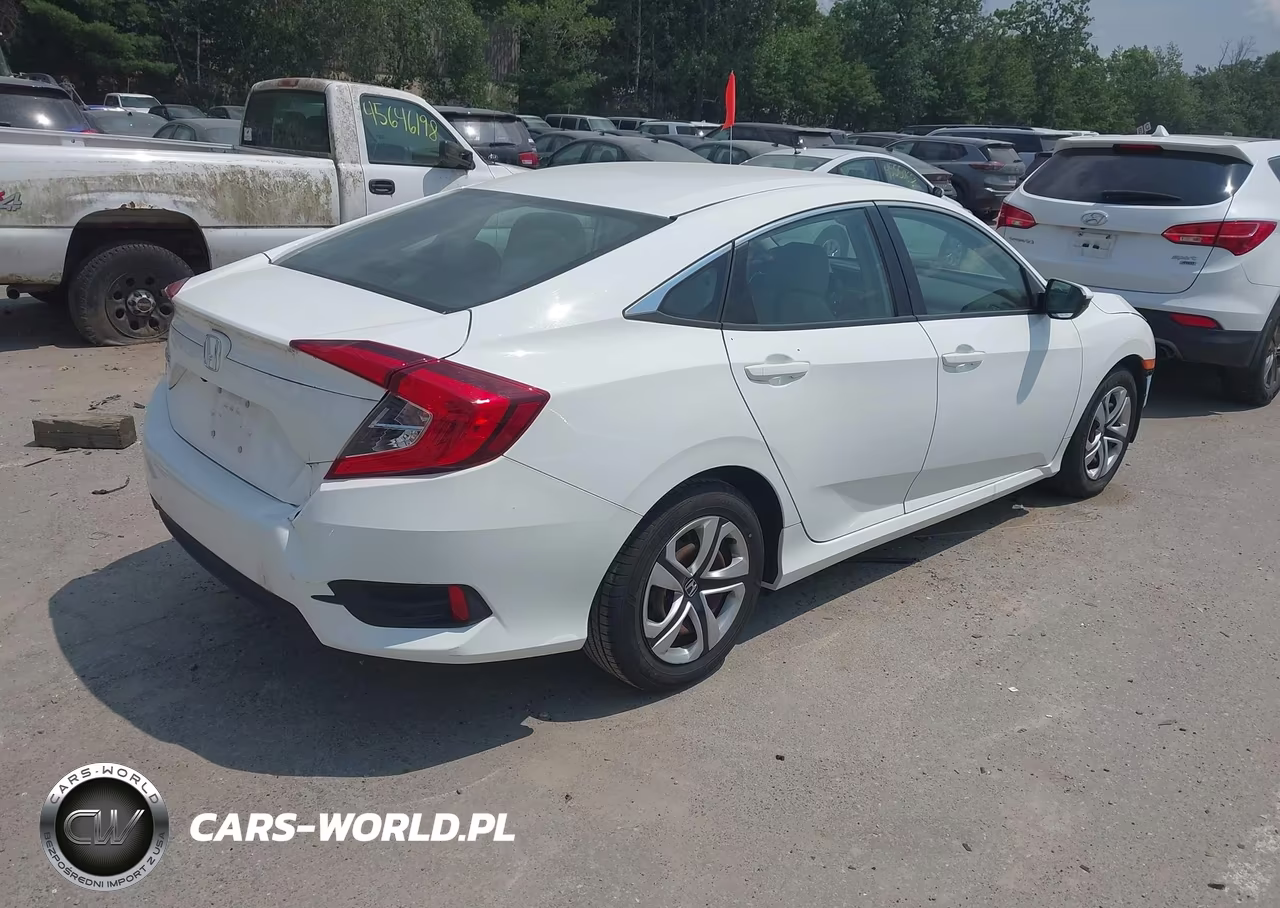 2018 Honda Civic Lx VIN:19XFC2F5XJE027697 - 4