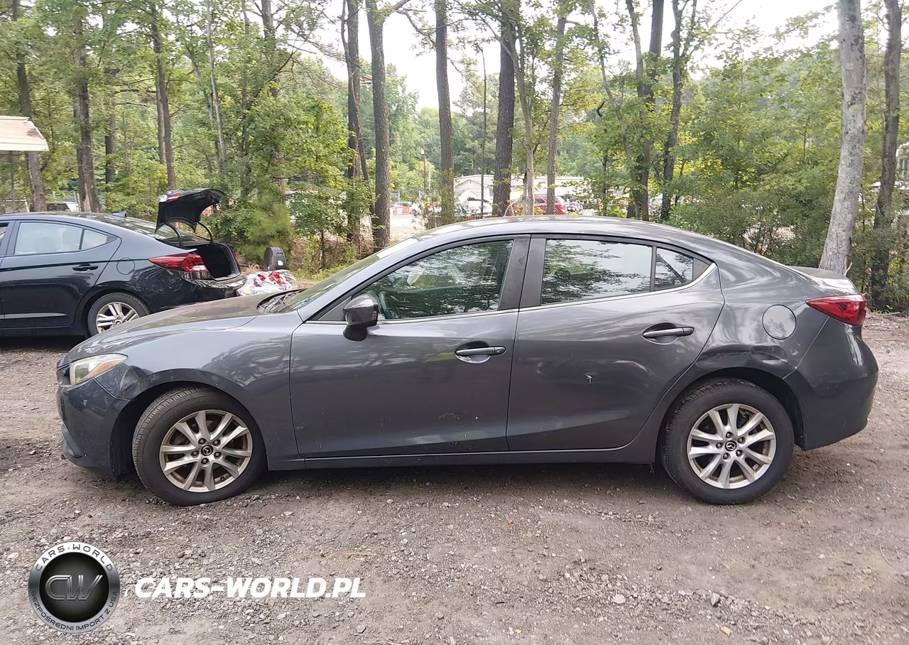 2016 Mazda Mazda3 I Sport VIN:JM1BM1U73G1330942 - 14