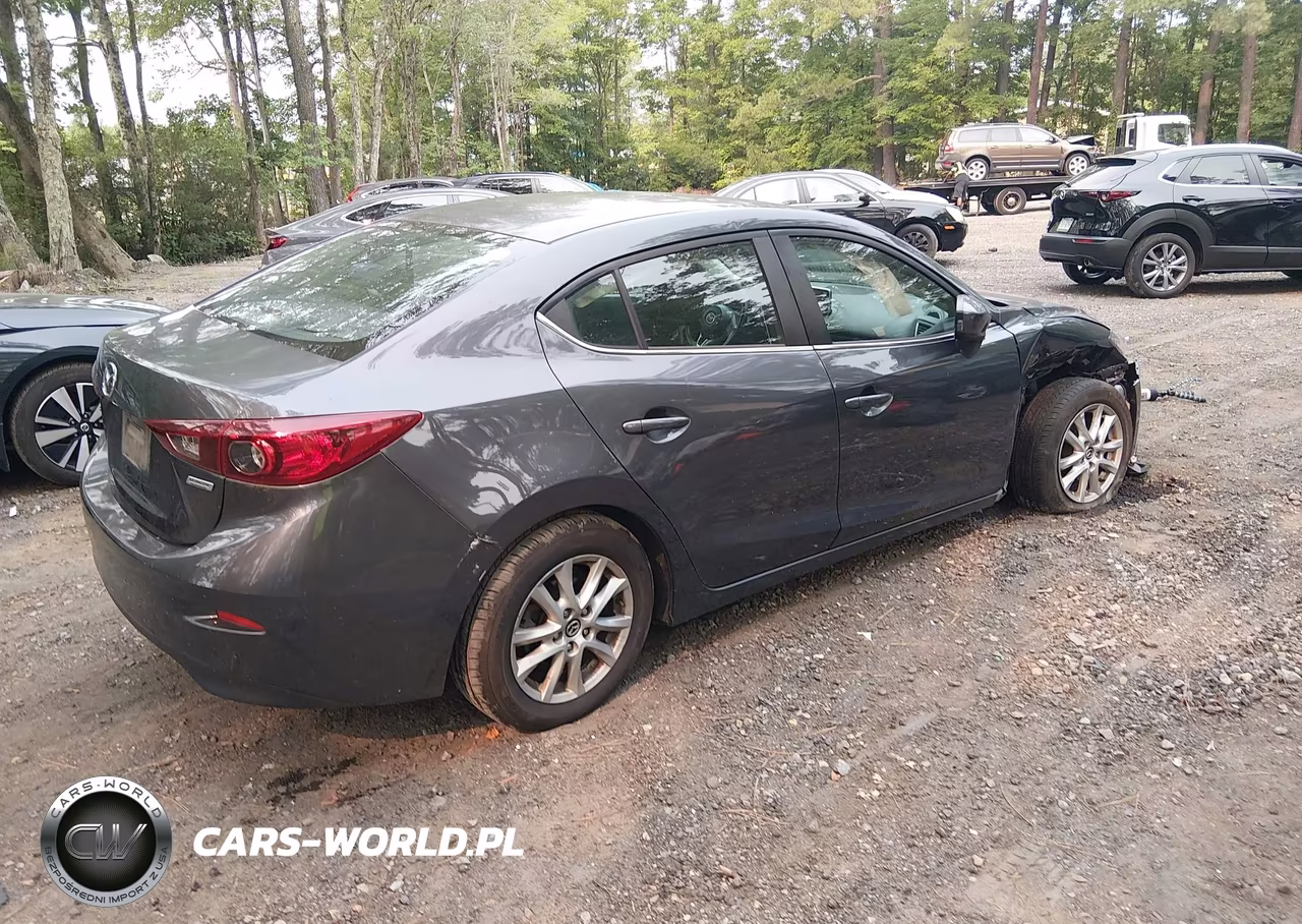 2016 Mazda Mazda3 I Sport VIN:JM1BM1U73G1330942 - 4