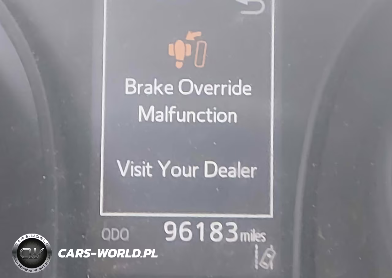 2020 Toyota Camry Le VIN:4T1C11AK4LU977991 - 15