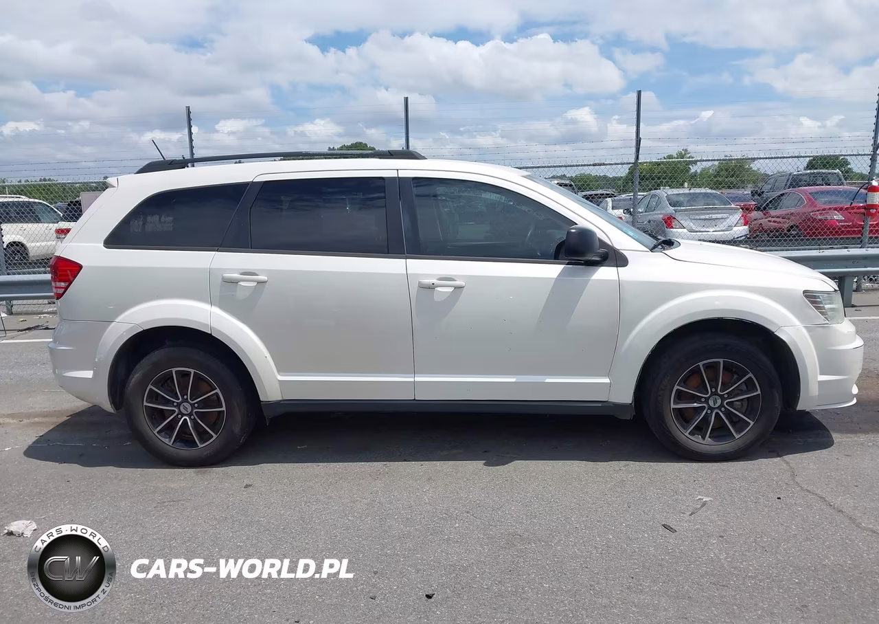 2018 Dodge Journey Se VIN:3C4PDCAB4JT241777 - 13