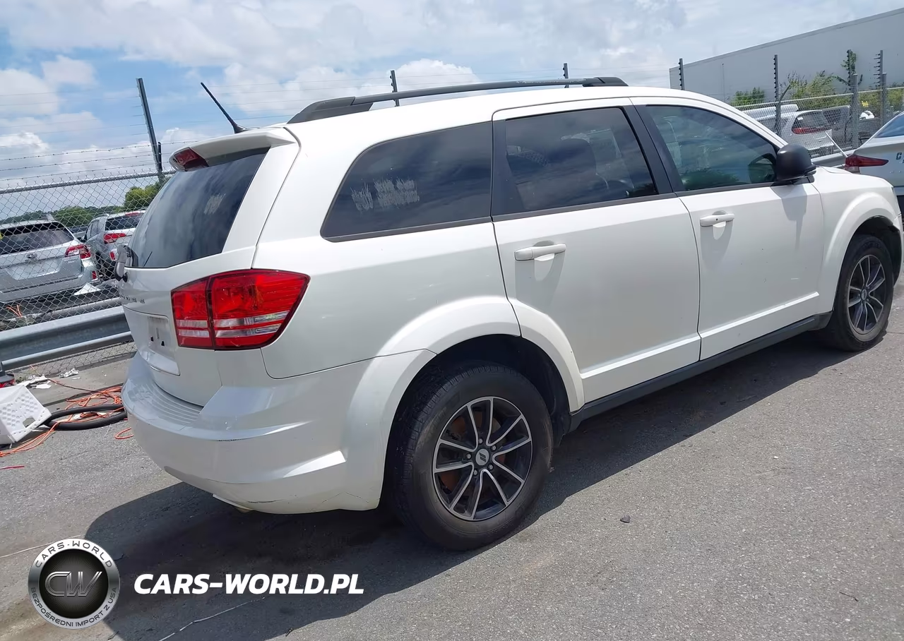 2018 Dodge Journey Se VIN:3C4PDCAB4JT241777 - 4