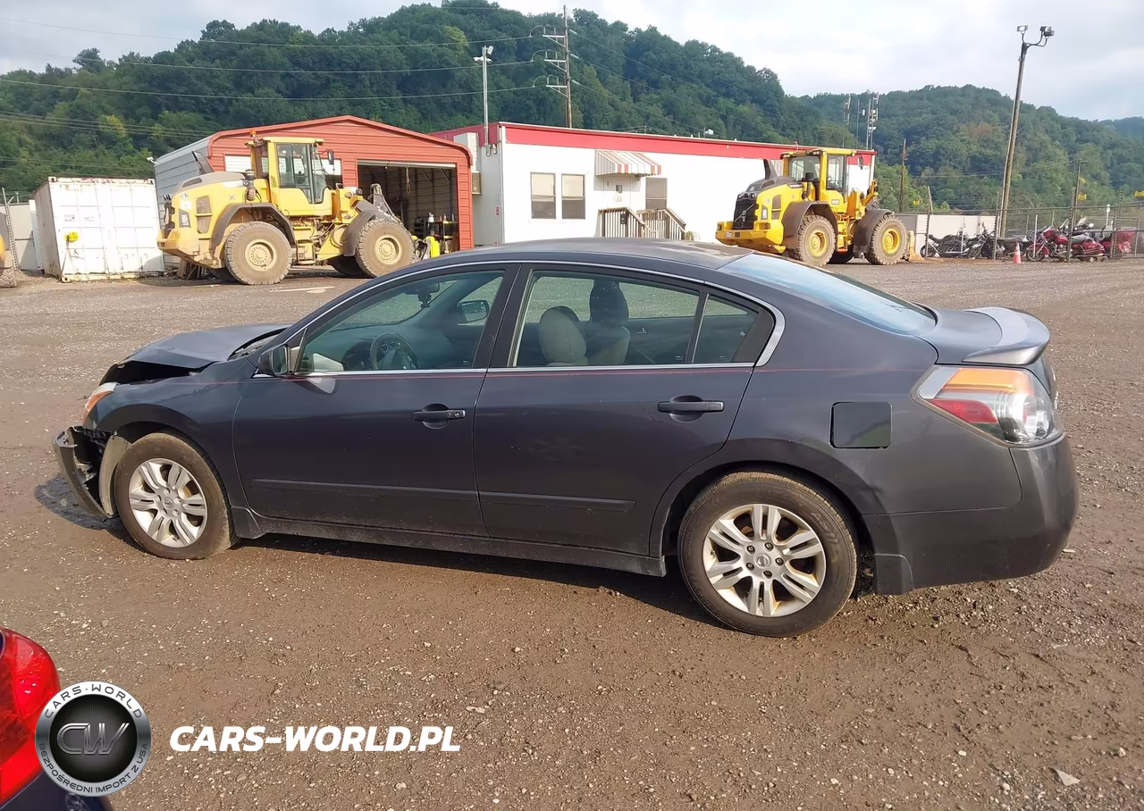 2011 Nissan Altima 2.5 S VIN:1N4AL2AP0BN422364 - 14