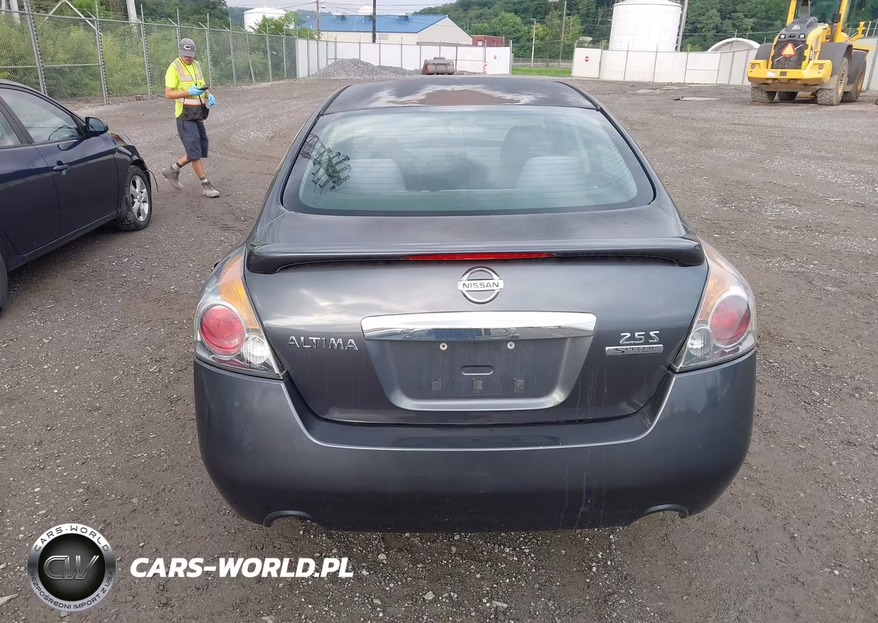 2011 Nissan Altima 2.5 S VIN:1N4AL2AP0BN422364 - 16