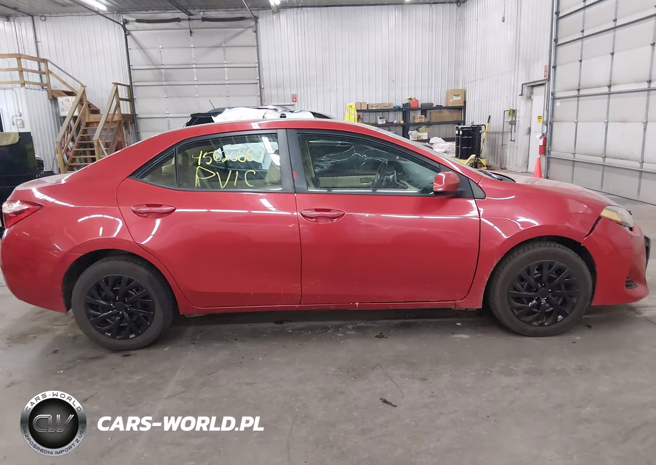 2019 Toyota Corolla Le VIN:5YFBURHE6KP893947 - 14