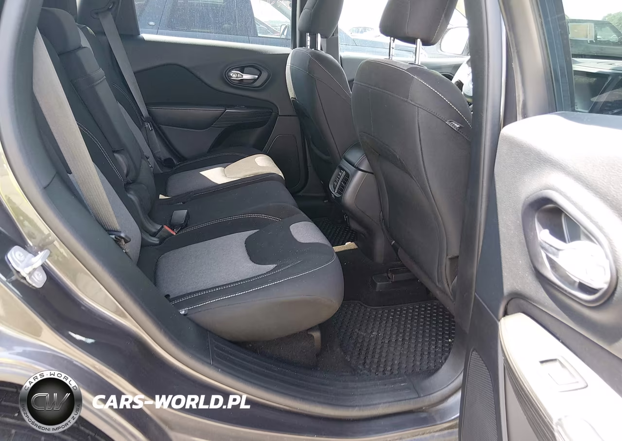 2014 Jeep Cherokee Latitude VIN:1C4PJMCS9EW230009 - 8