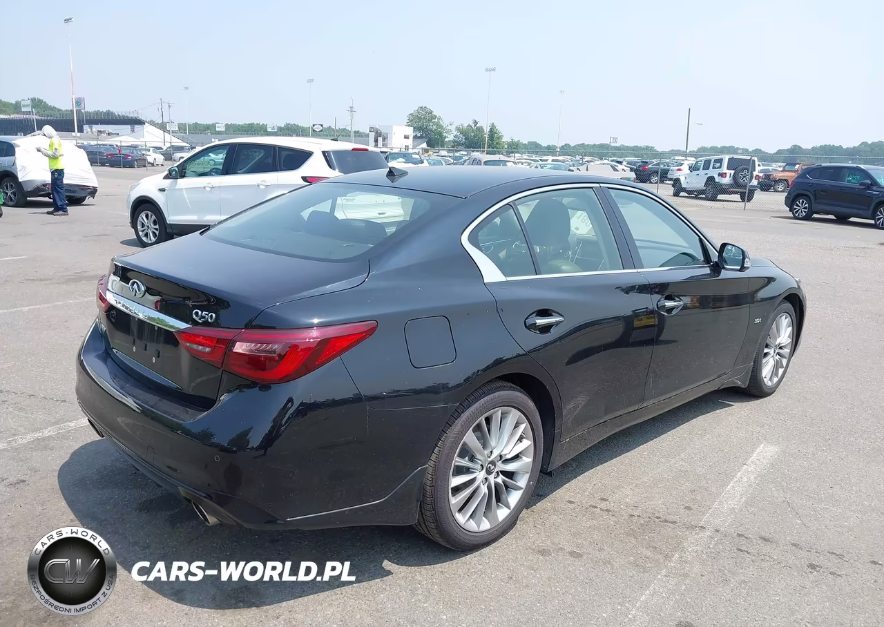2019 Infiniti Q50 3.0T Luxe VIN:JN1EV7AR5KM553223 - 4