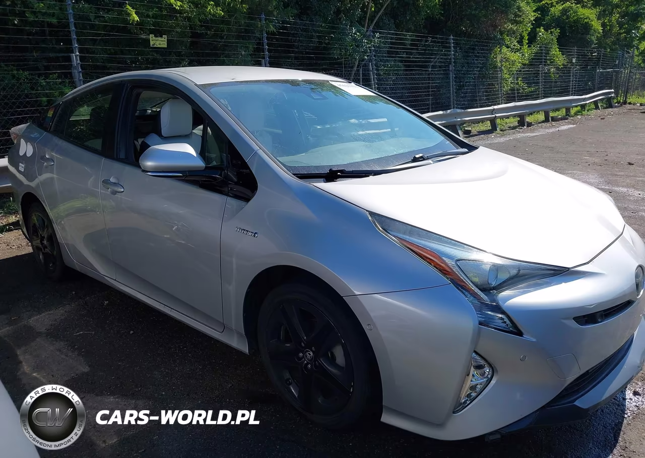 2017 Toyota Prius Three Touring VIN:JTDKARFU4H3542670 - 13
