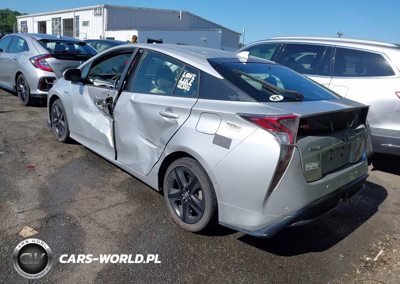 2017 Toyota Prius Three Touring VIN:JTDKARFU4H3542670 - 3