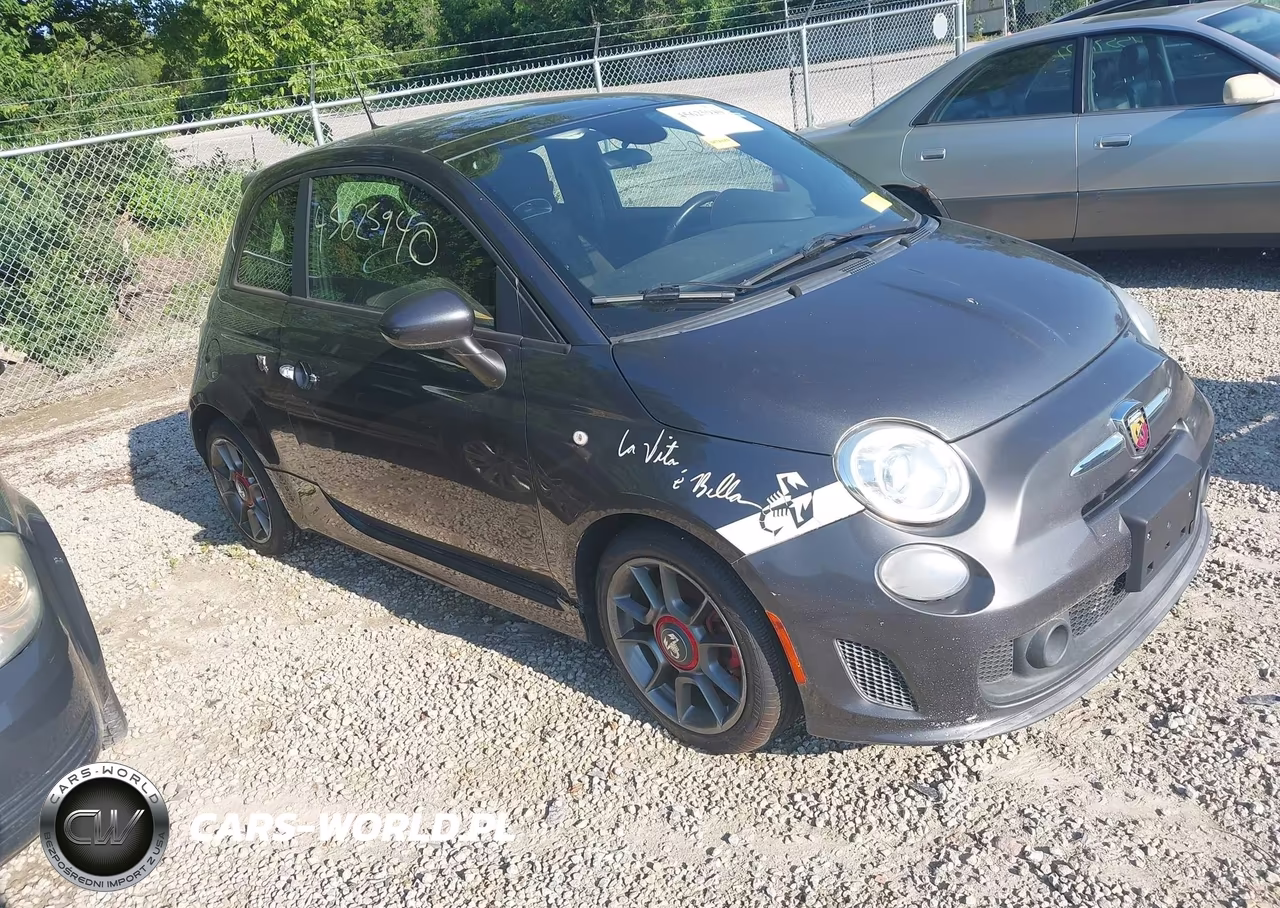 2015 Fiat 500 Abarth – zdjęcie 1 z 11