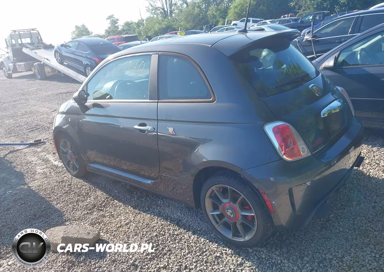 2015 Fiat 500 Abarth VIN:3C3CFFFH7FT613700 - 3