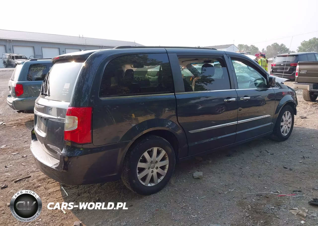 2014 Chrysler Town & Country Touring VIN:2C4RC1BG3ER461141 - 4