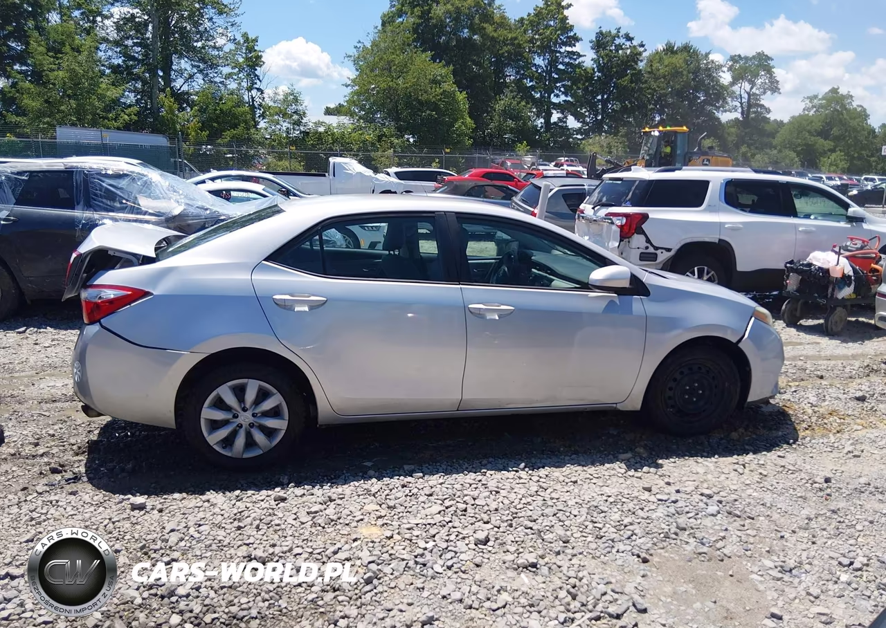 2016 Toyota Corolla Le VIN:2T1BURHE8GC646422 - 14