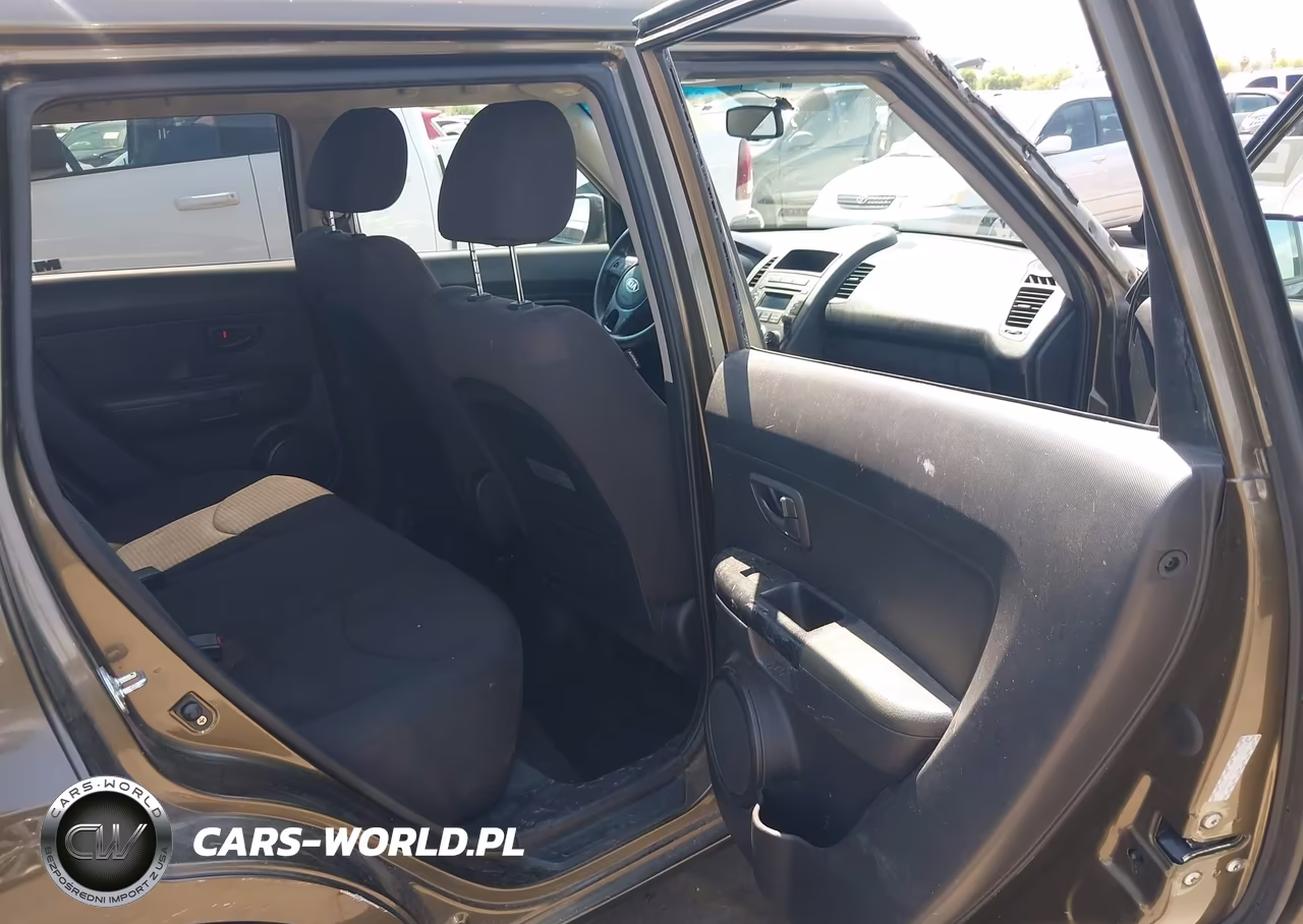 2013 Kia Soul VIN:KNDJT2A52D7492061 - 8