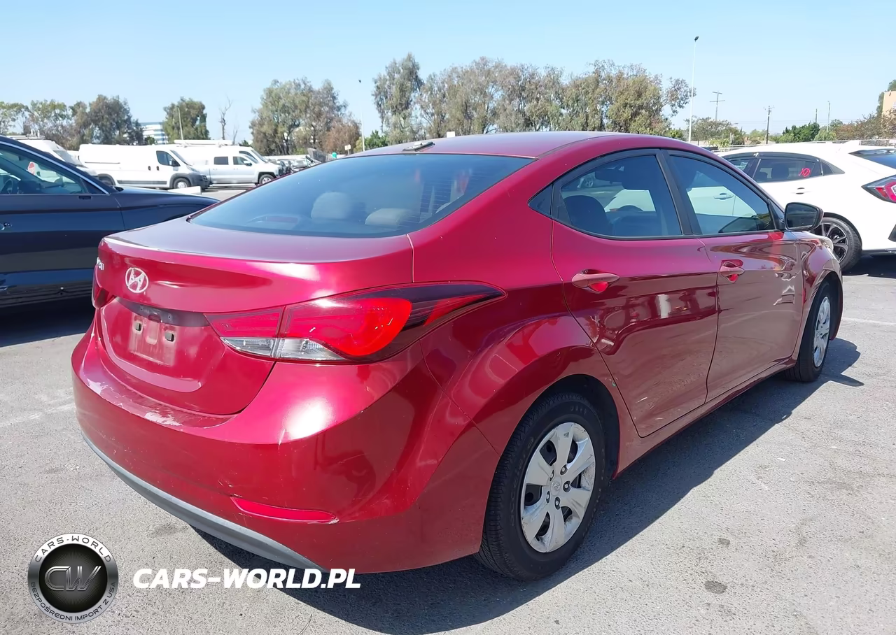 2016 Hyundai Elantra Se VIN:5NPDH4AE7GH696106 - 4