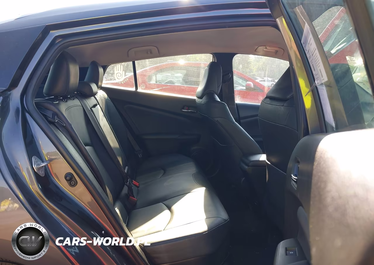 2017 Toyota Prius Four Touring VIN:JTDKARFU6H3035933 - 8