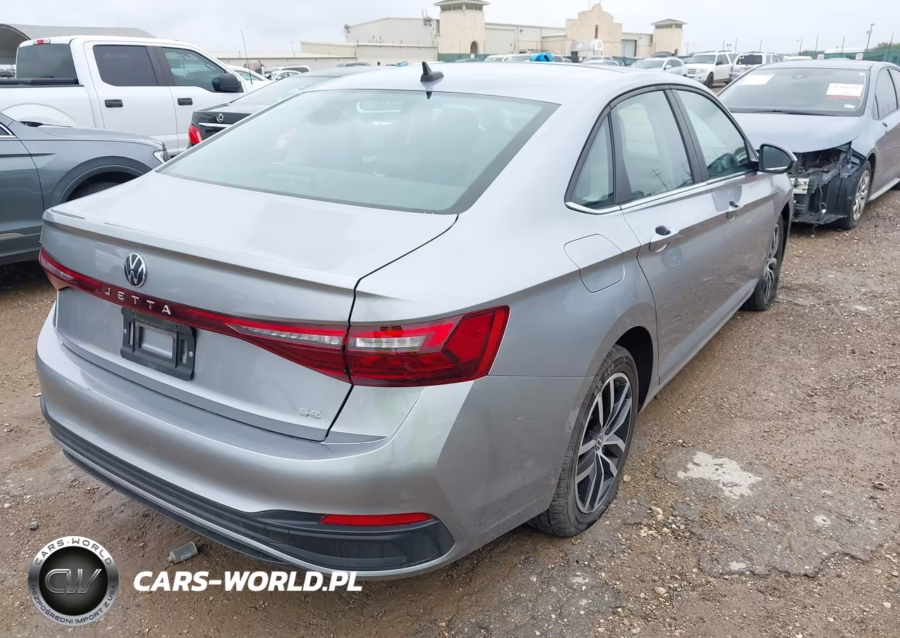 2025 Volkswagen Jetta 1.5T Se VIN:3VW7X7BUXSM087583 - 4
