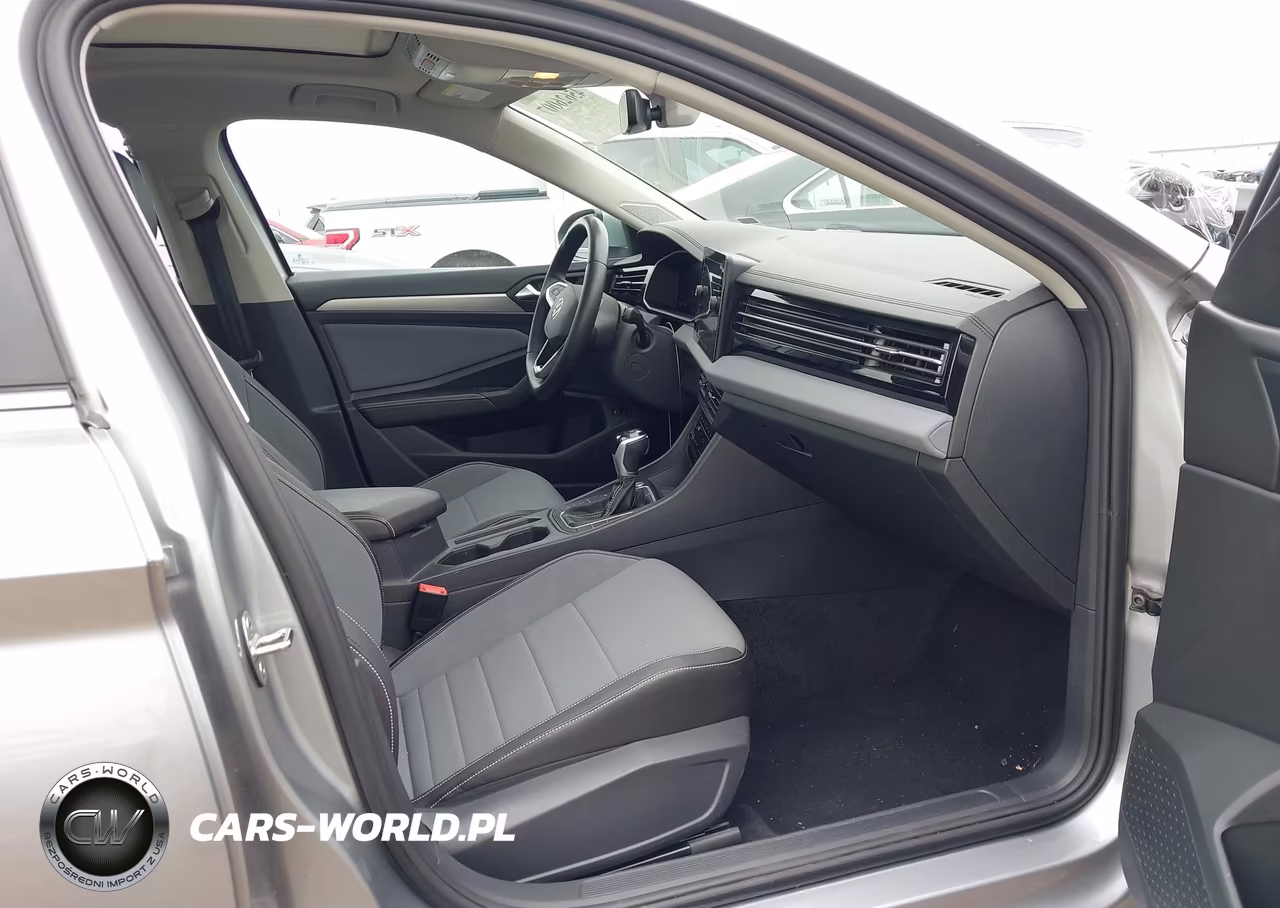 2025 Volkswagen Jetta 1.5T Se VIN:3VW7X7BUXSM087583 - 5