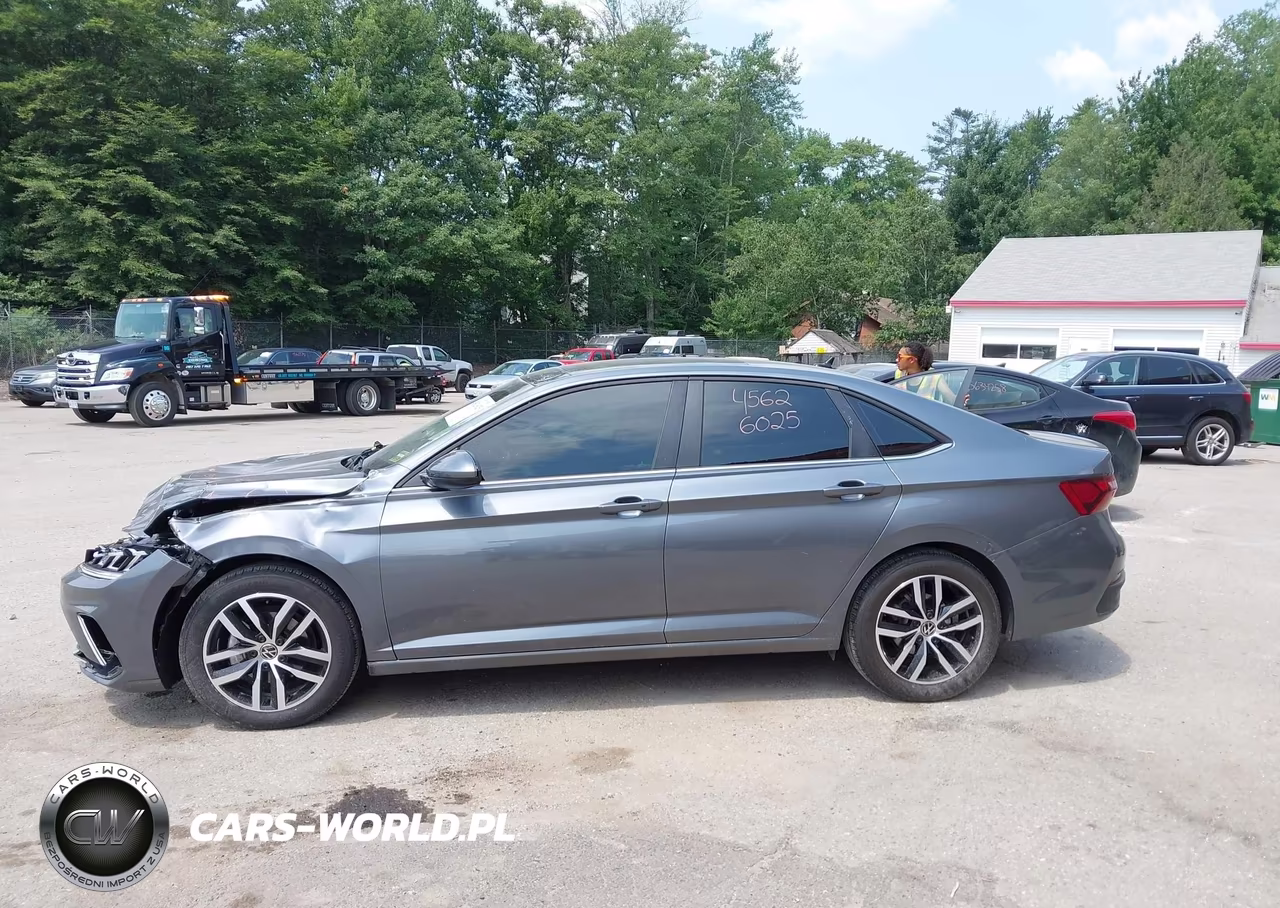 2025 Volkswagen Jetta 1.5T Se VIN:3VW7X7BU7SM003638 - 14