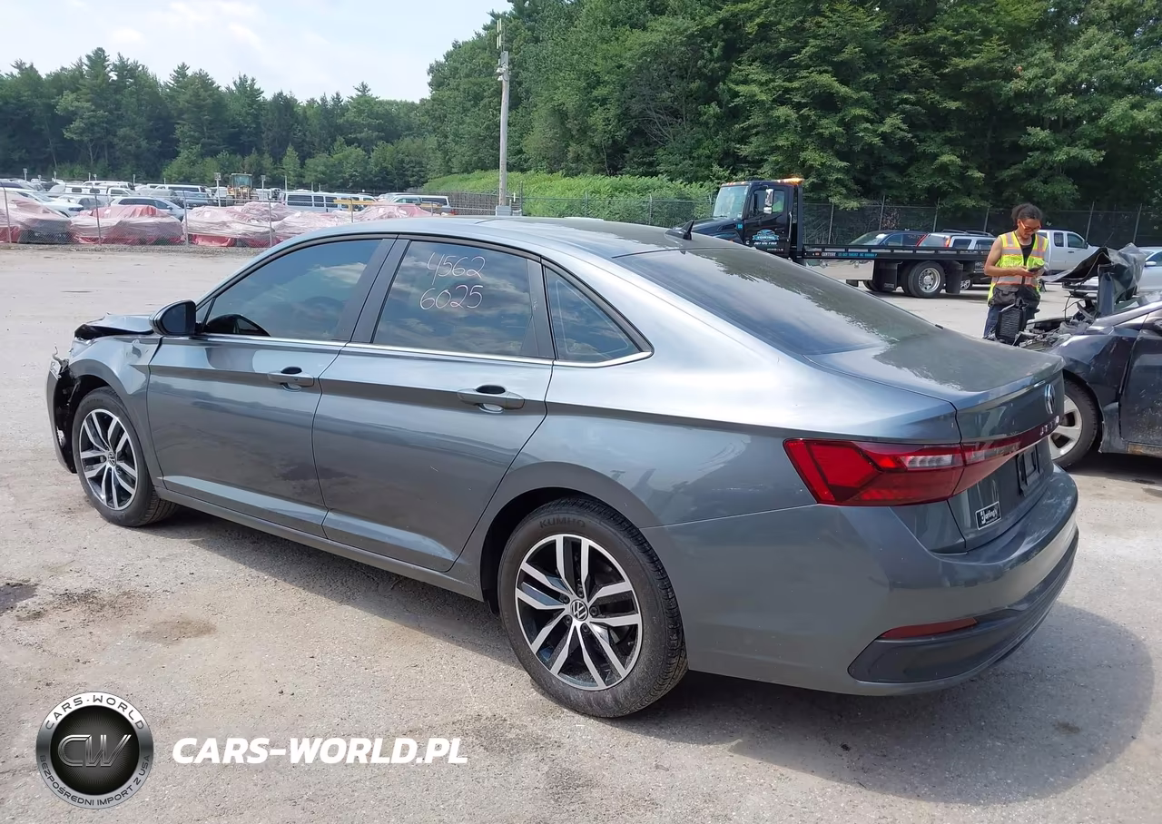 2025 Volkswagen Jetta 1.5T Se VIN:3VW7X7BU7SM003638 - 3