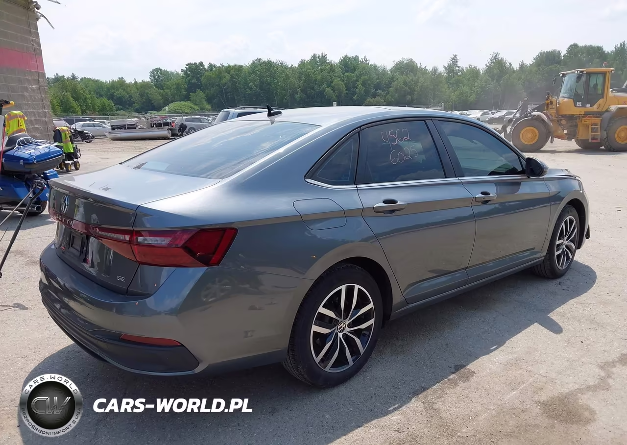 2025 Volkswagen Jetta 1.5T Se VIN:3VW7X7BU7SM003638 - 4