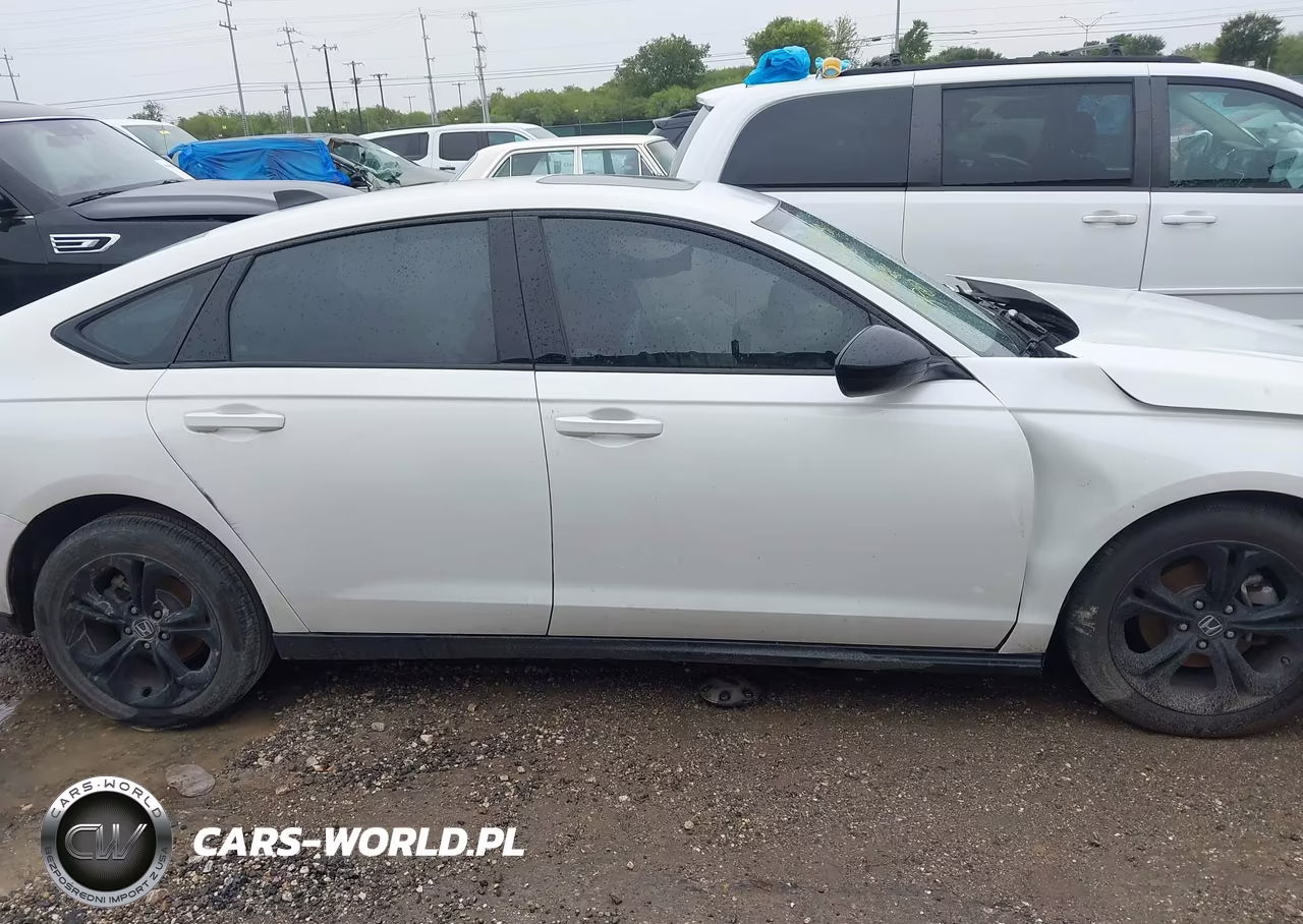 2025 Honda Accord Se VIN:1HGCY1F4XSA011396 - 12