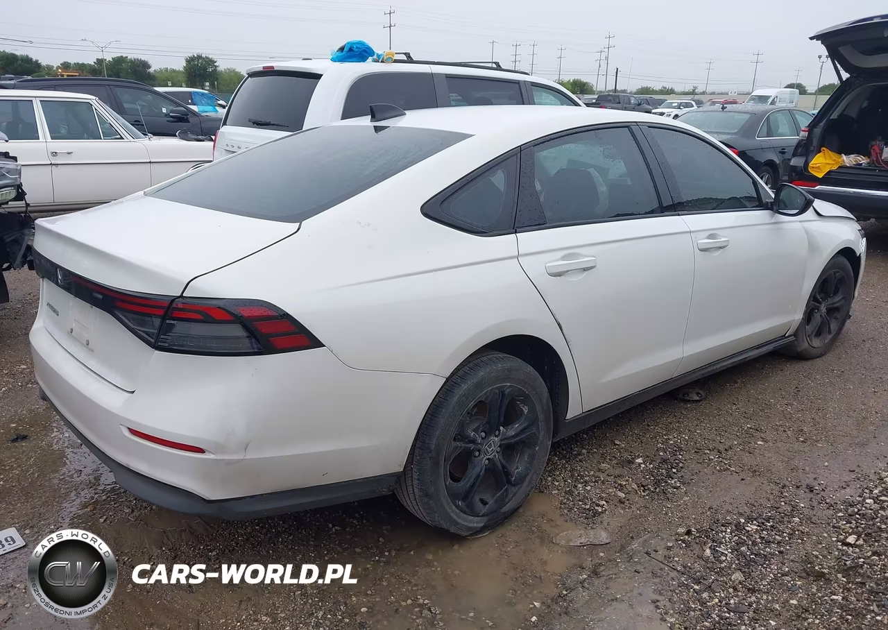 2025 Honda Accord Se VIN:1HGCY1F4XSA011396 - 4