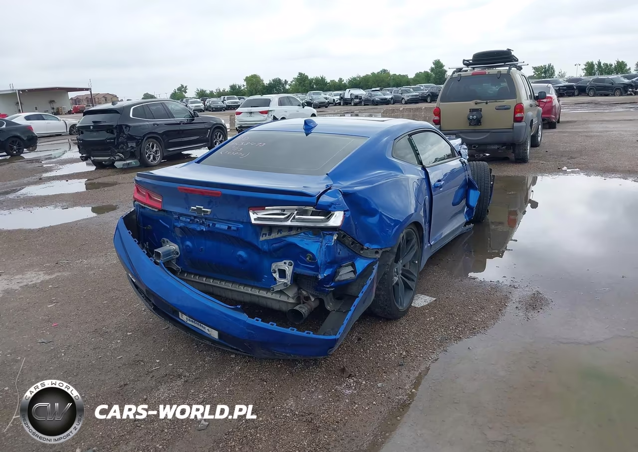 2017 Chevrolet Camaro 2Lt VIN:1G1FD1RS9H0153876 - 4