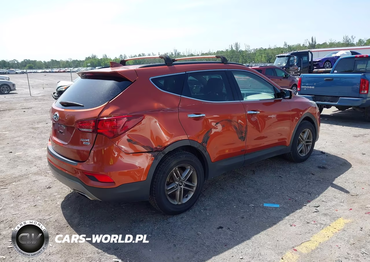 2017 Hyundai Santa Fe Sport 2.4L VIN:5XYZUDLB6HG490675 - 4