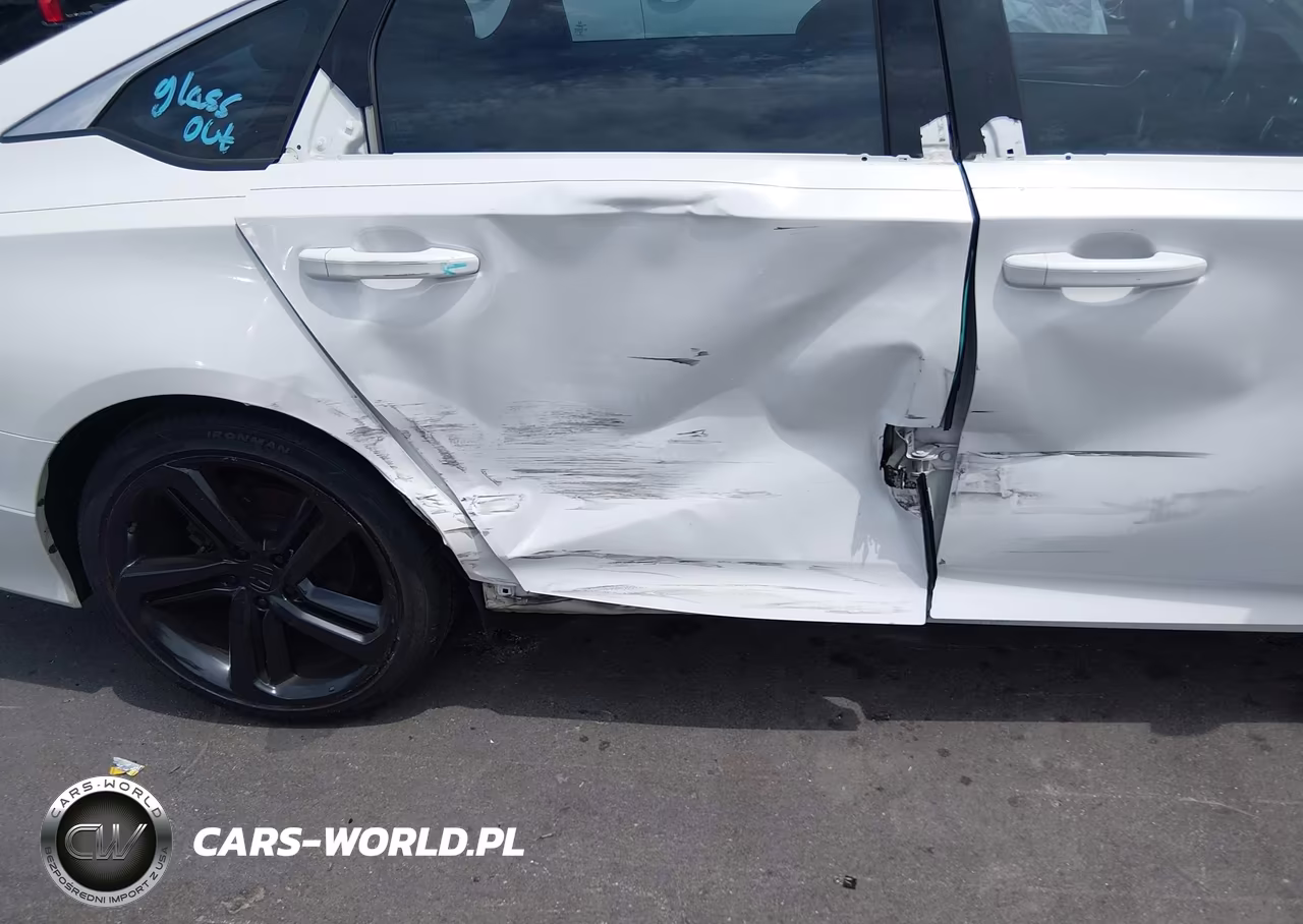 2018 Honda Accord Sport 2.0T VIN:1HGCV2F30JA036649 - 6