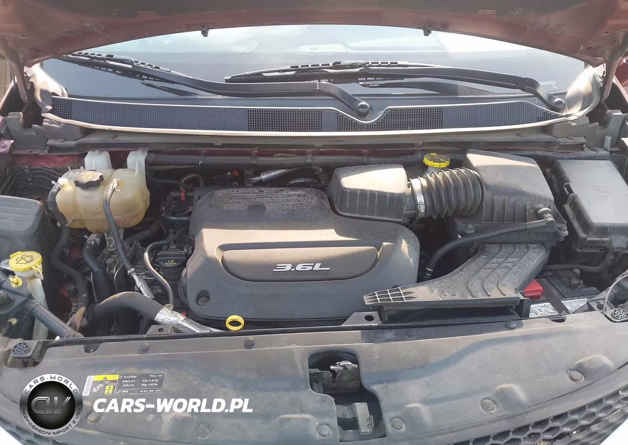 2017 Chrysler Pacifica Touring-L VIN:2C4RC1BGXHR544067 - 10
