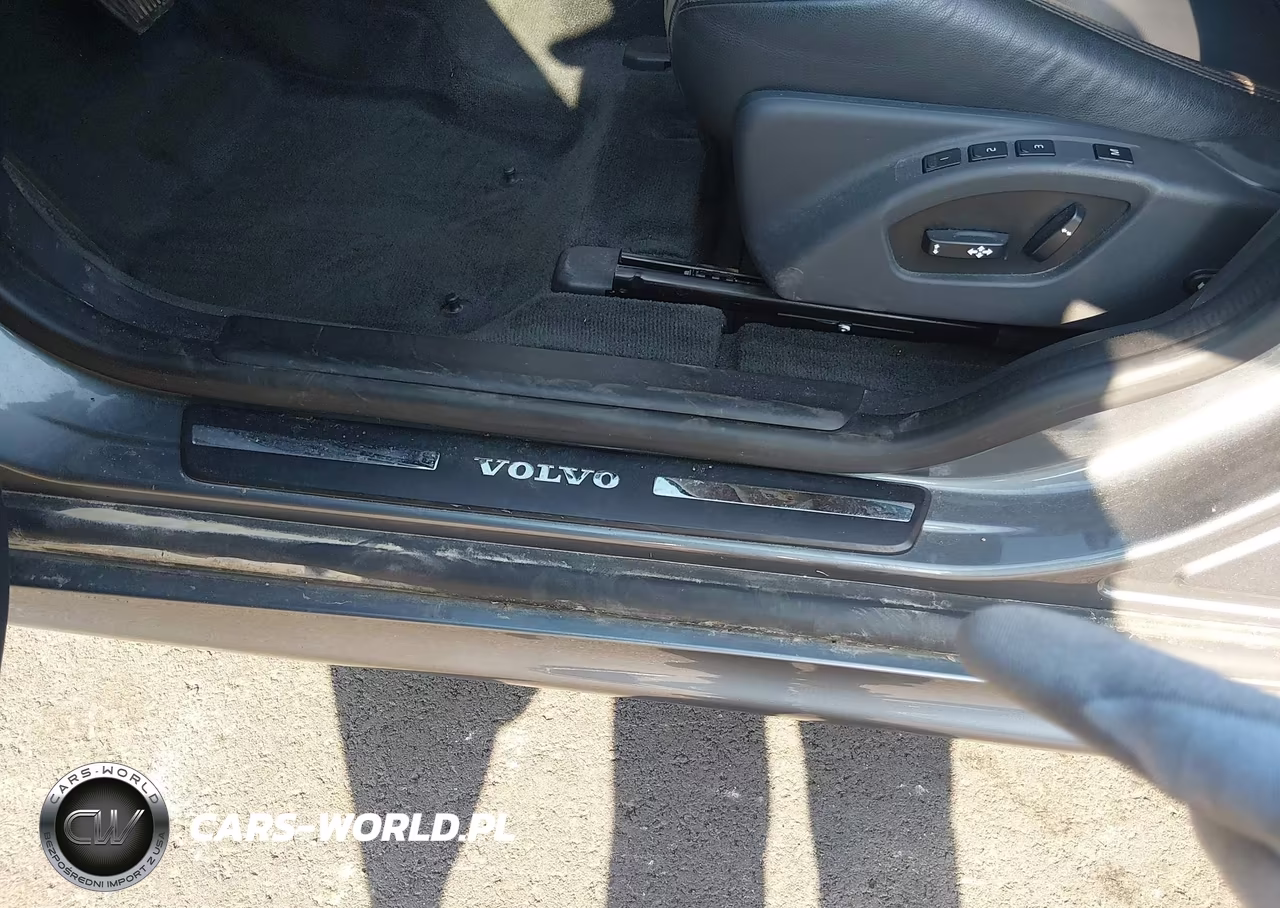 2017 Volvo Xc60 T6 Dynamic VIN:YV449MRR3H2028145 - 17