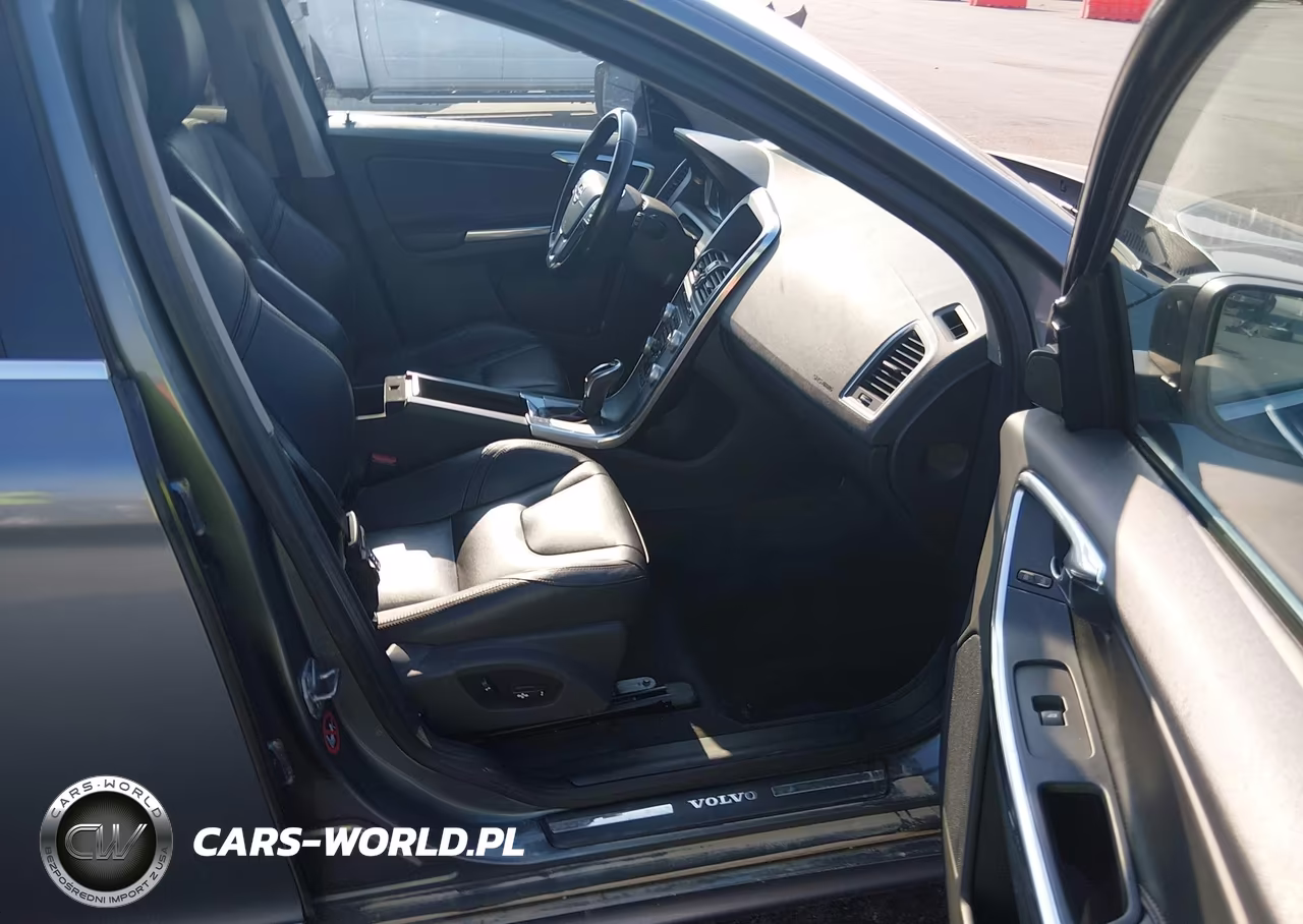 2017 Volvo Xc60 T6 Dynamic VIN:YV449MRR3H2028145 - 5