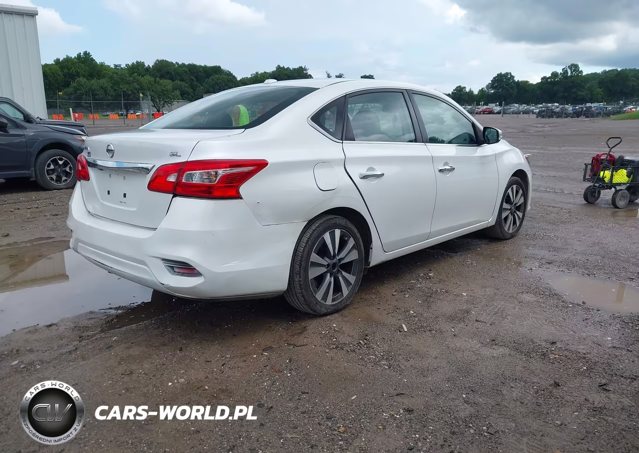 2018 Nissan Sentra Sl VIN:3N1AB7AP4JY283595 - 4