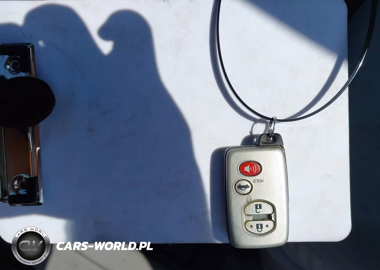 2010 Toyota Camry Hybrid VIN:4T1BB3EK2AU118409 - 11