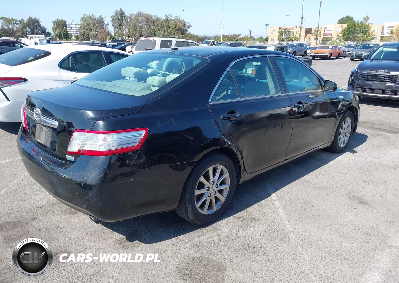 2010 Toyota Camry Hybrid VIN:4T1BB3EK2AU118409 - 4