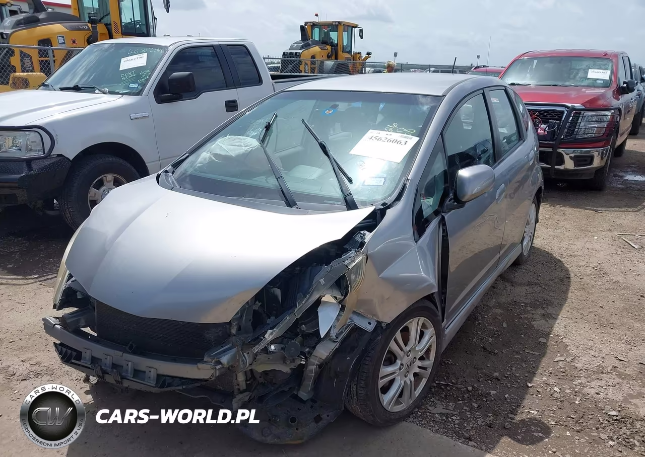 2010 Honda Fit Sport VIN:JHMGE8H46AS007755 - 2