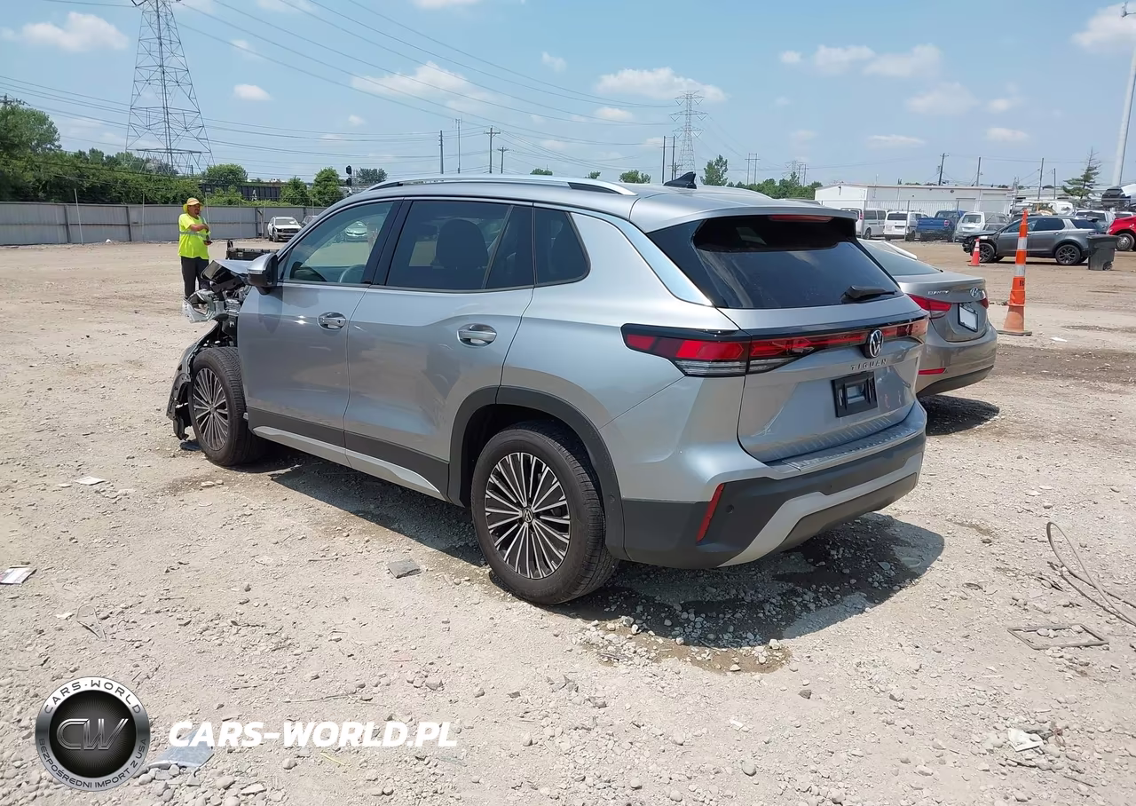 2025 Volkswagen Tiguan 2.0T S VIN:3VVCR7RM9SM038488 - 3