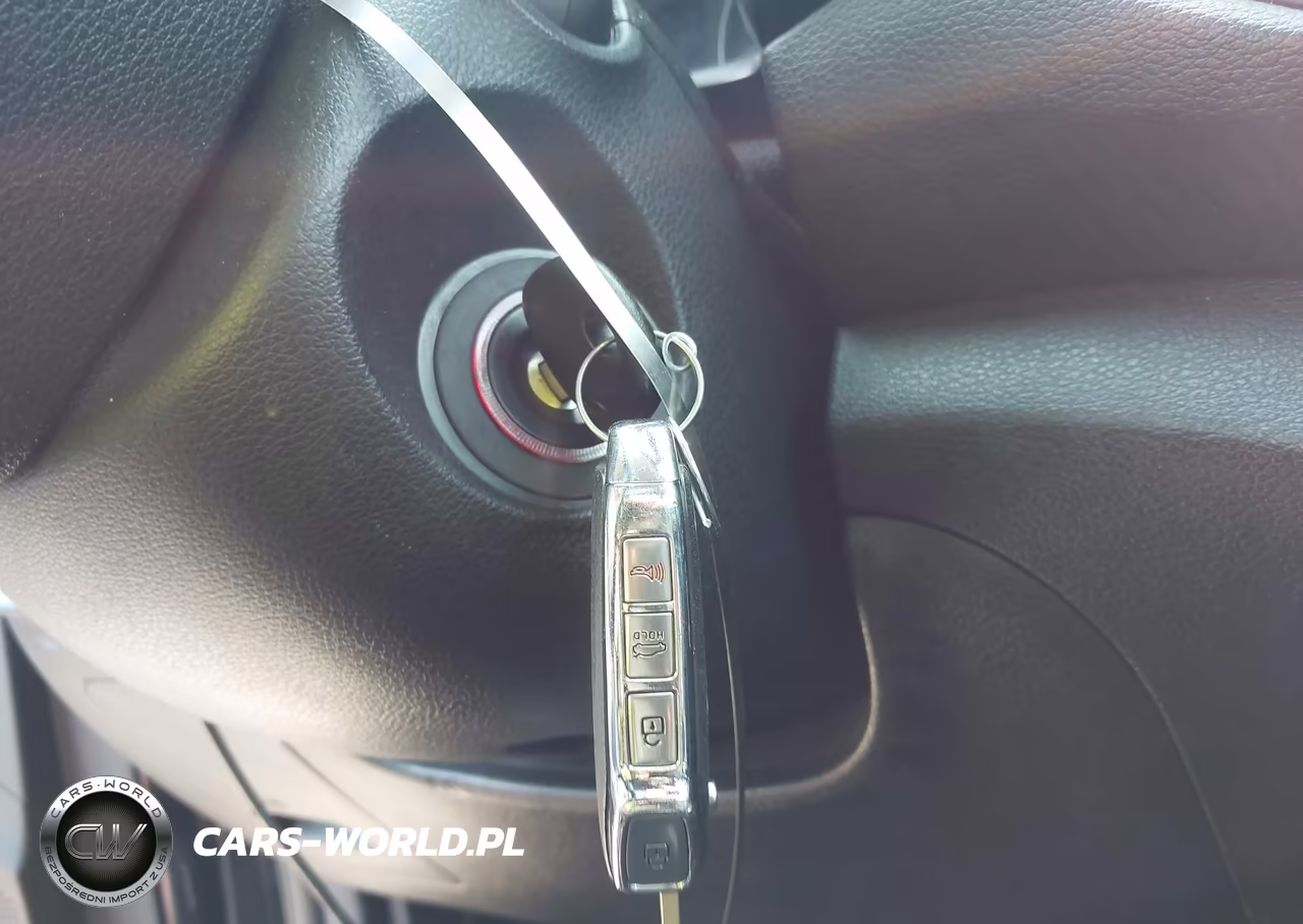 2019 Kia Forte S VIN:3KPF34AD3KE050816 - 11
