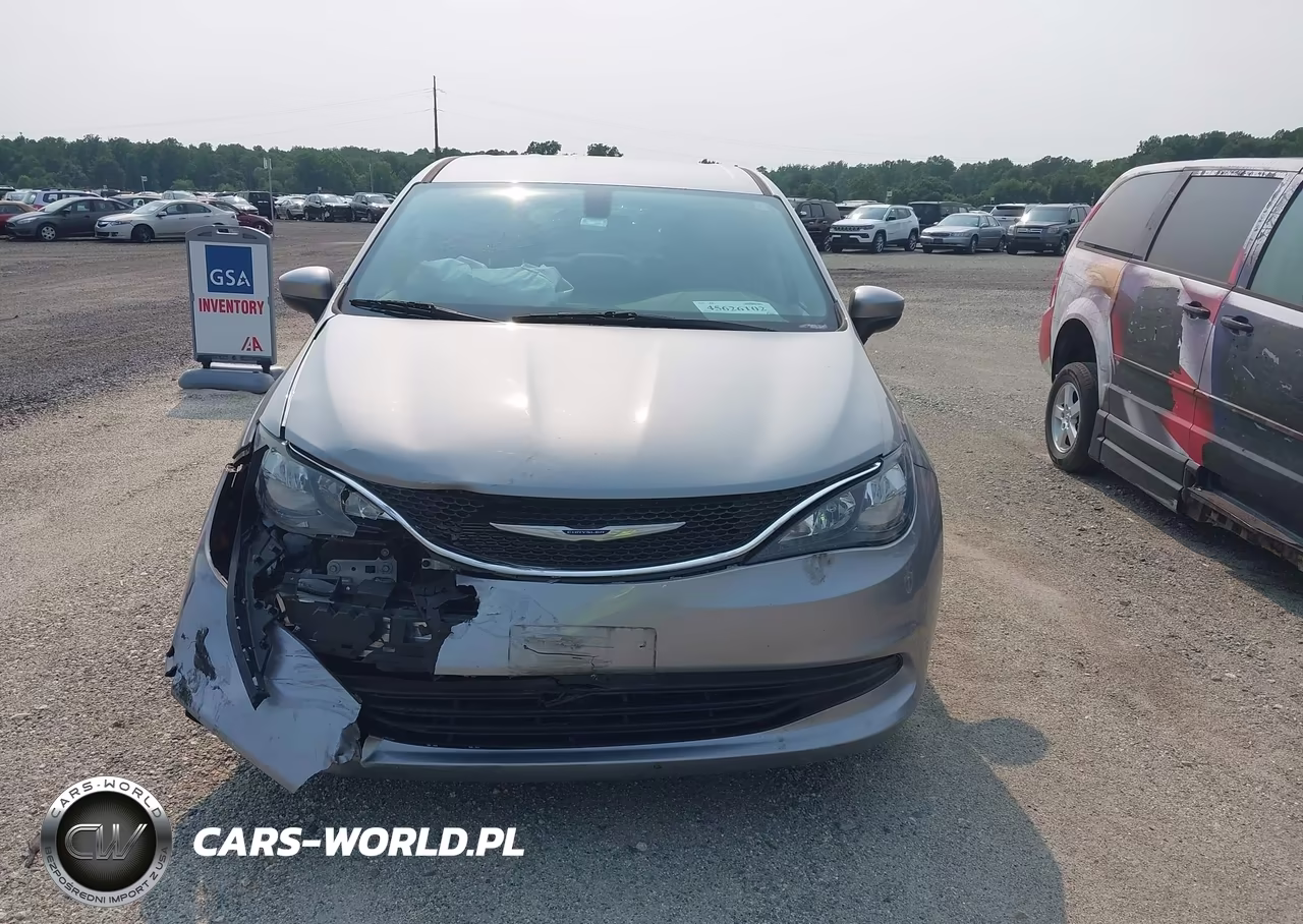 2020 Chrysler Voyager Lx VIN:2C4RC1CG7LR216208 - 17