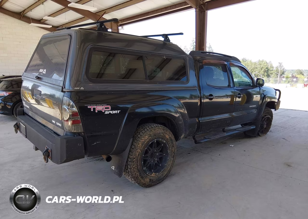 2010 Toyota Tacoma V6 VIN:3TMMU4FN2AM020037 - 4