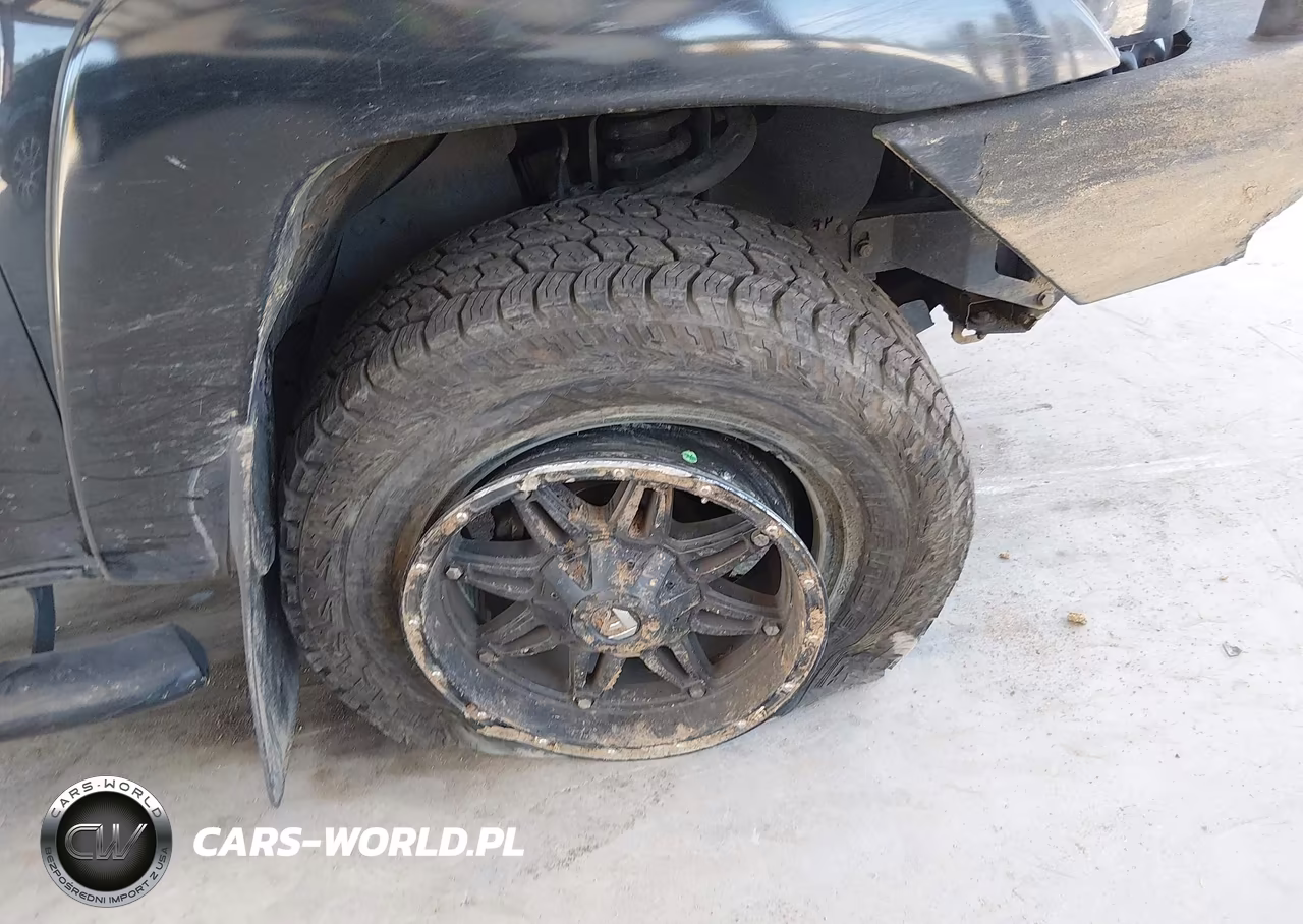 2010 Toyota Tacoma V6 VIN:3TMMU4FN2AM020037 - 6