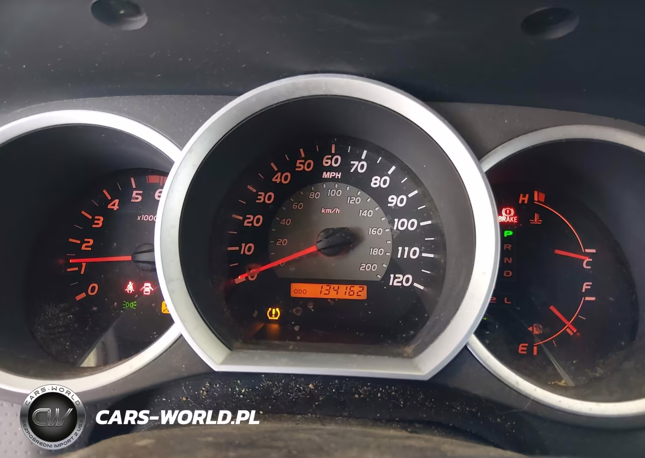 2010 Toyota Tacoma V6 VIN:3TMMU4FN2AM020037 - 7