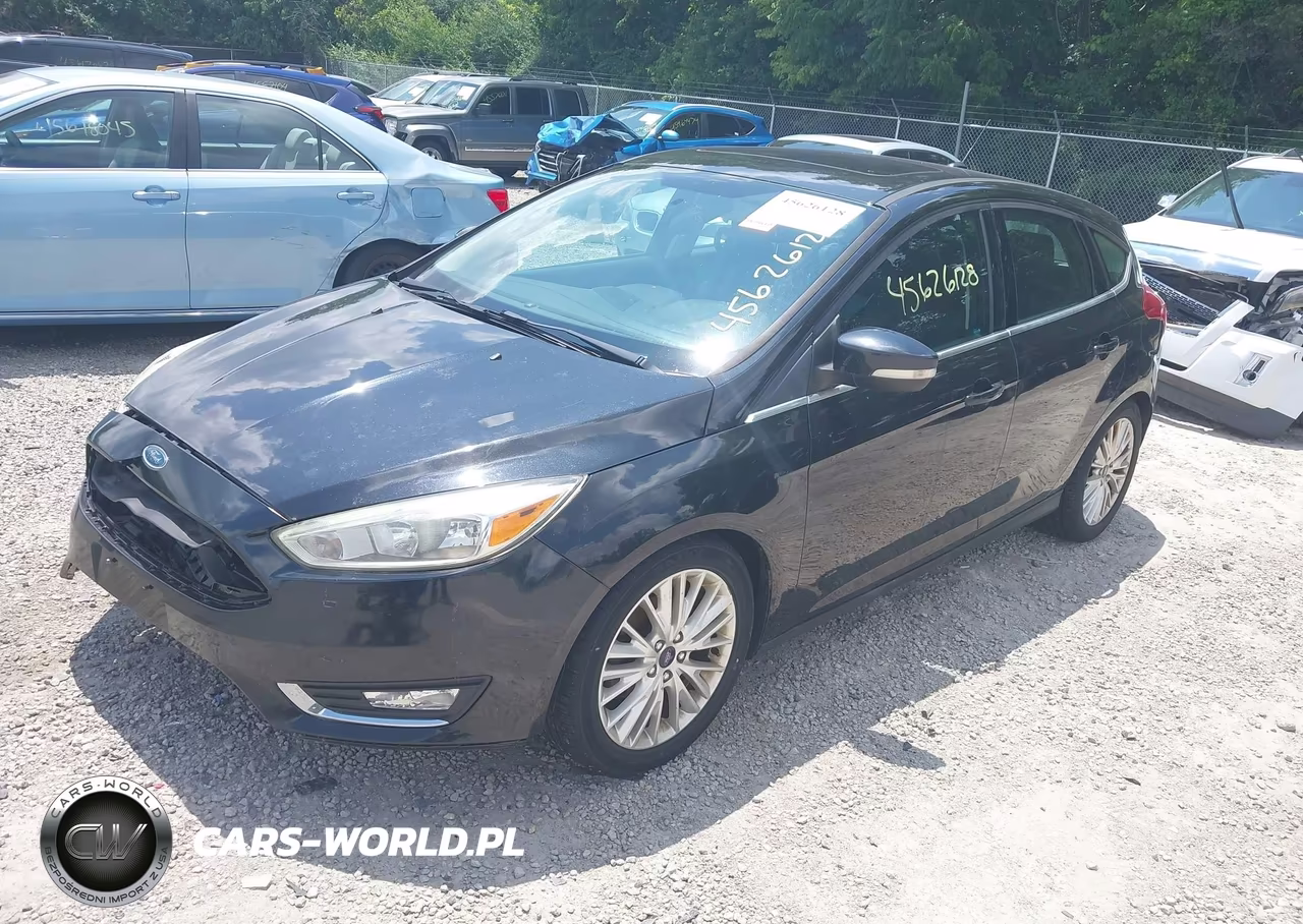 2015 Ford Focus Titanium VIN:1FADP3N22FL356018 - 2