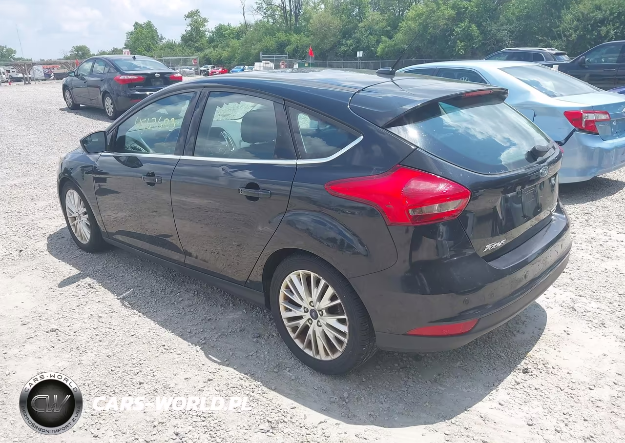 2015 Ford Focus Titanium VIN:1FADP3N22FL356018 - 3